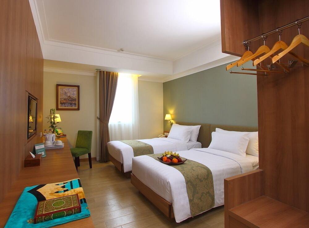 Aziza Syariah Hotel Solo By Horison Buitenkant foto