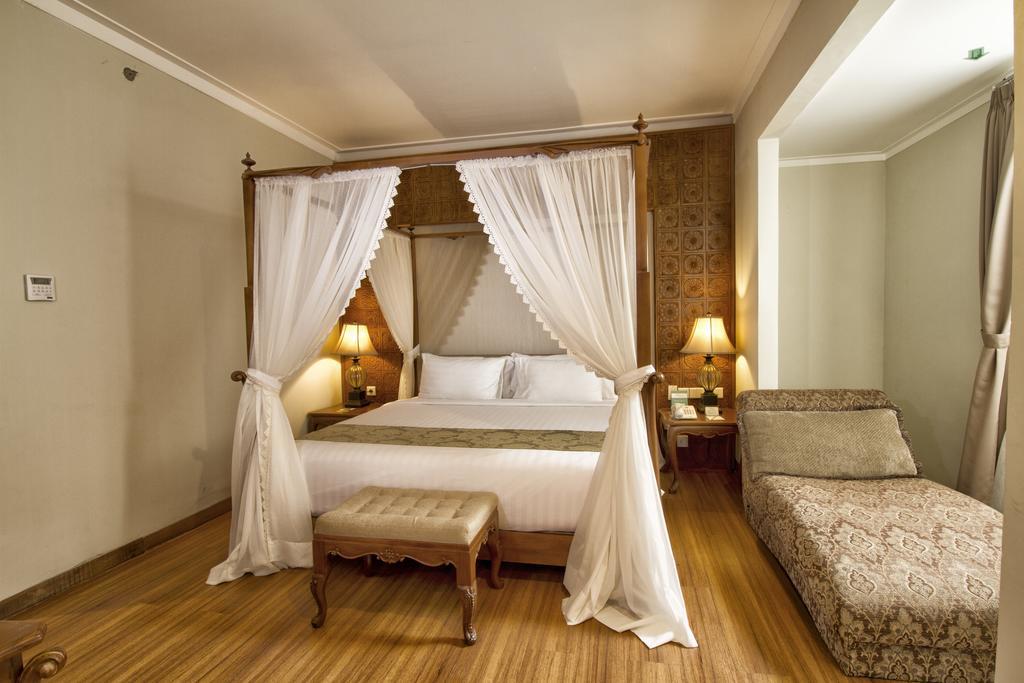 Aziza Syariah Hotel Solo By Horison Kamer foto