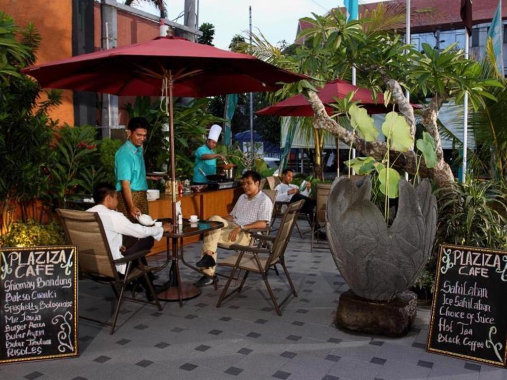 Aziza Syariah Hotel Solo By Horison Buitenkant foto